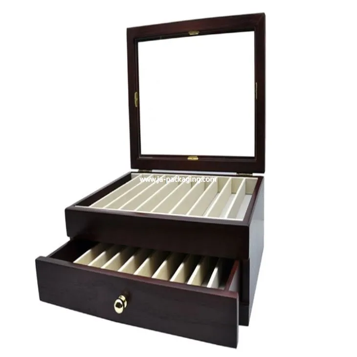 Škatla za zbiranje rdeče rjave barve